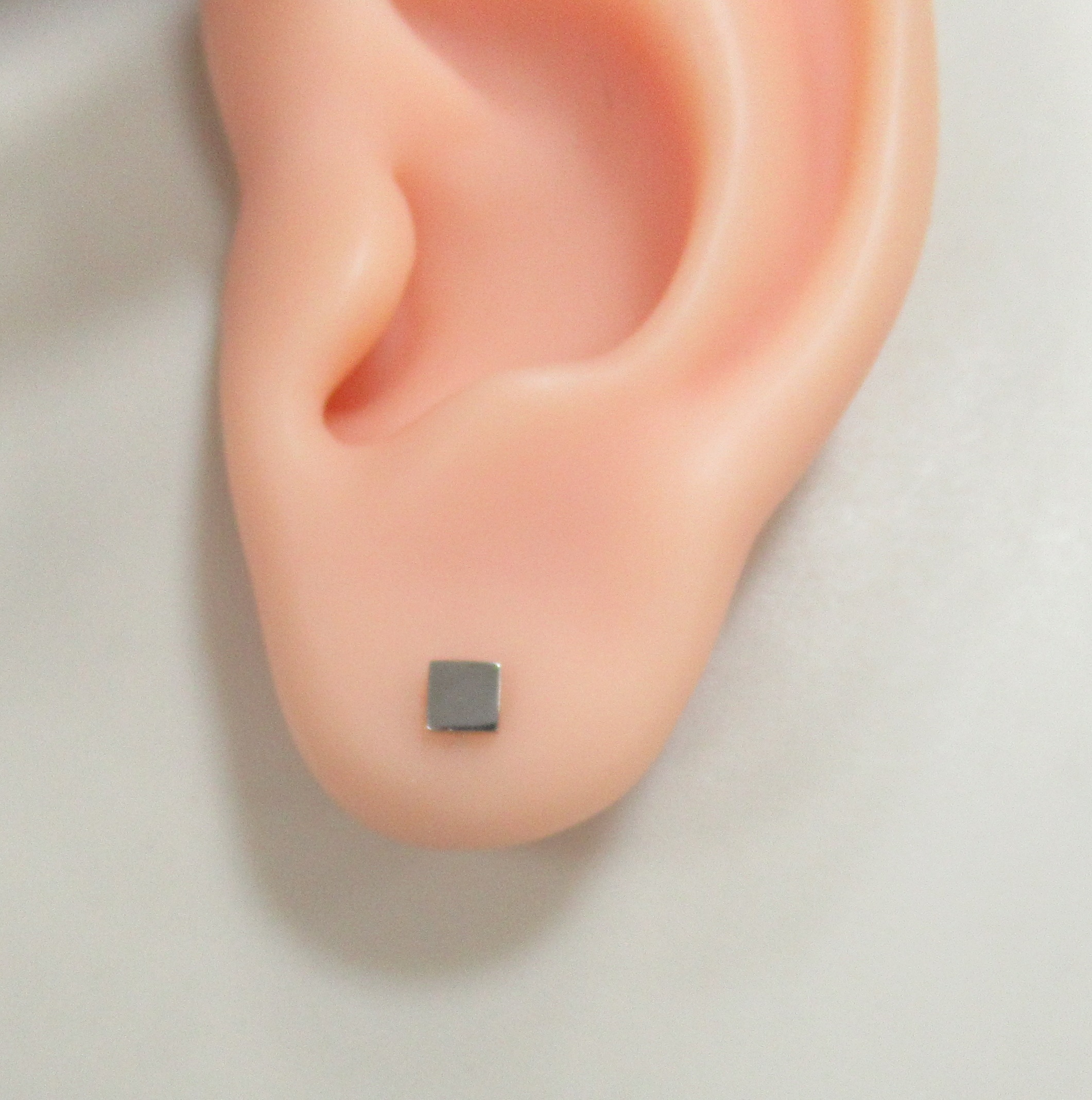 10519-000784 Серьги (Pt 585)